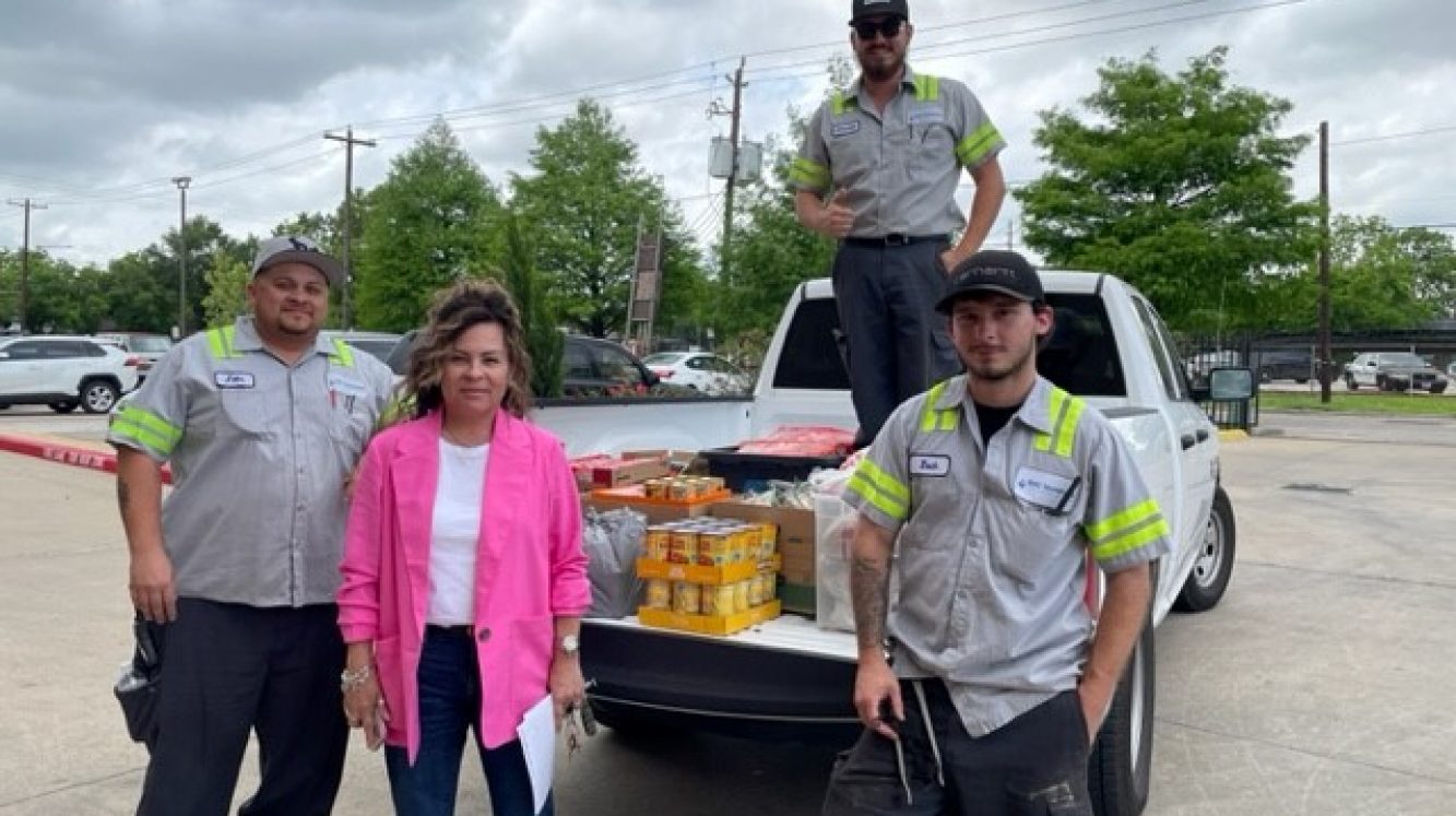 Food-Drive-Magnolia-Park